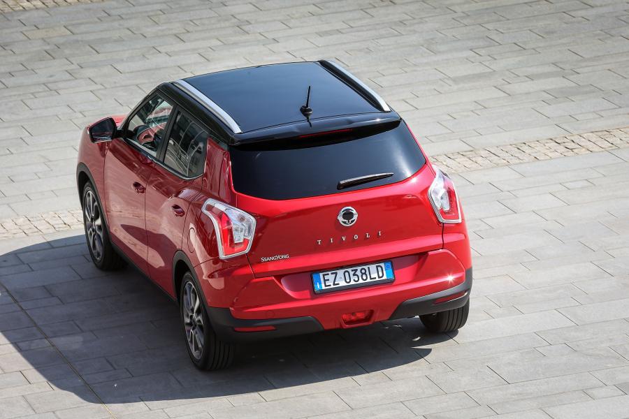  SsangYong Tivoli 2015 года  (фото 7 из 30)